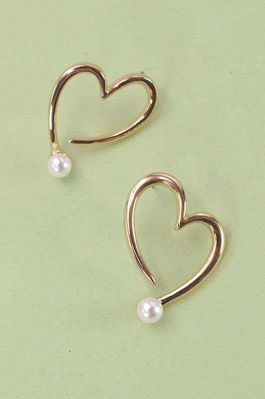 HEART W/PEARL STUD EARRINGS